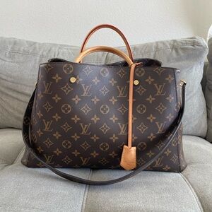 LOUIS VUITTON 
Monogram Montaigne GM